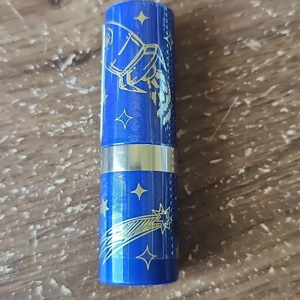 New Revlon Super Lustrous LE Shoot The Moon Lipstick 057 Power Move
